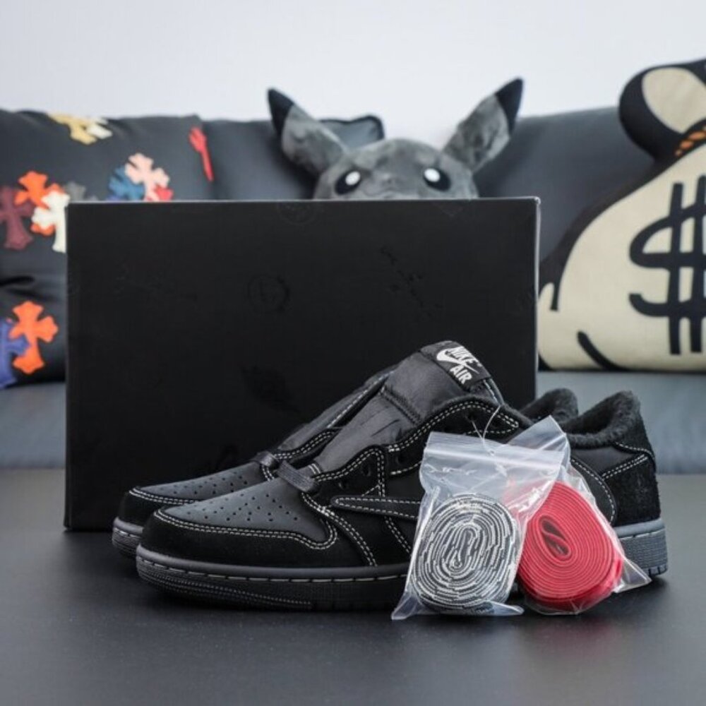 Travis Scott x Jordan Air Jordan 1 Low OG Black Phantom